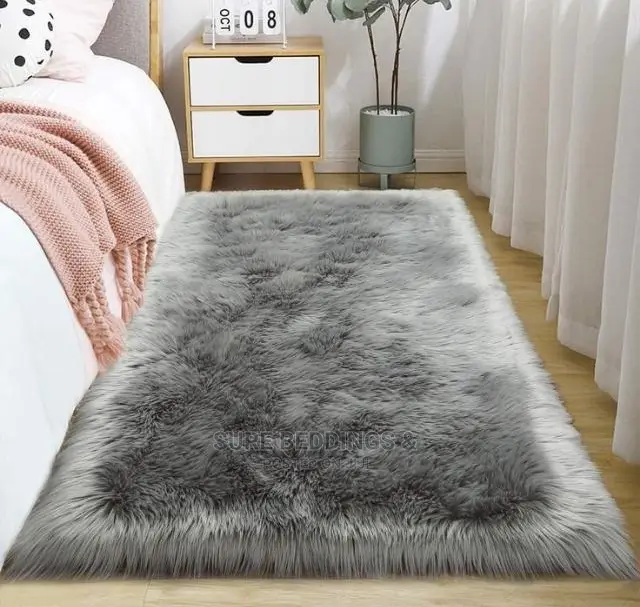 Fluffy Bedside/Center Rug