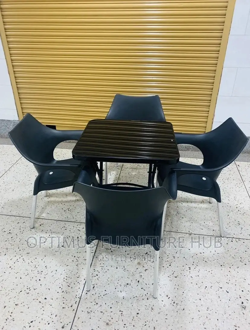 Black Set (Square Table 4 Chairs)