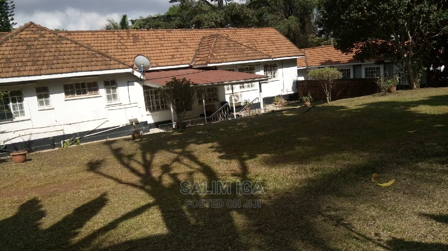 4bdrm Bungalow in Kololo Property, Central Division for Rent