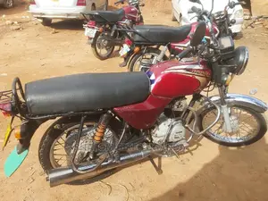 Bajaj Pulsar RS200 2019 Red