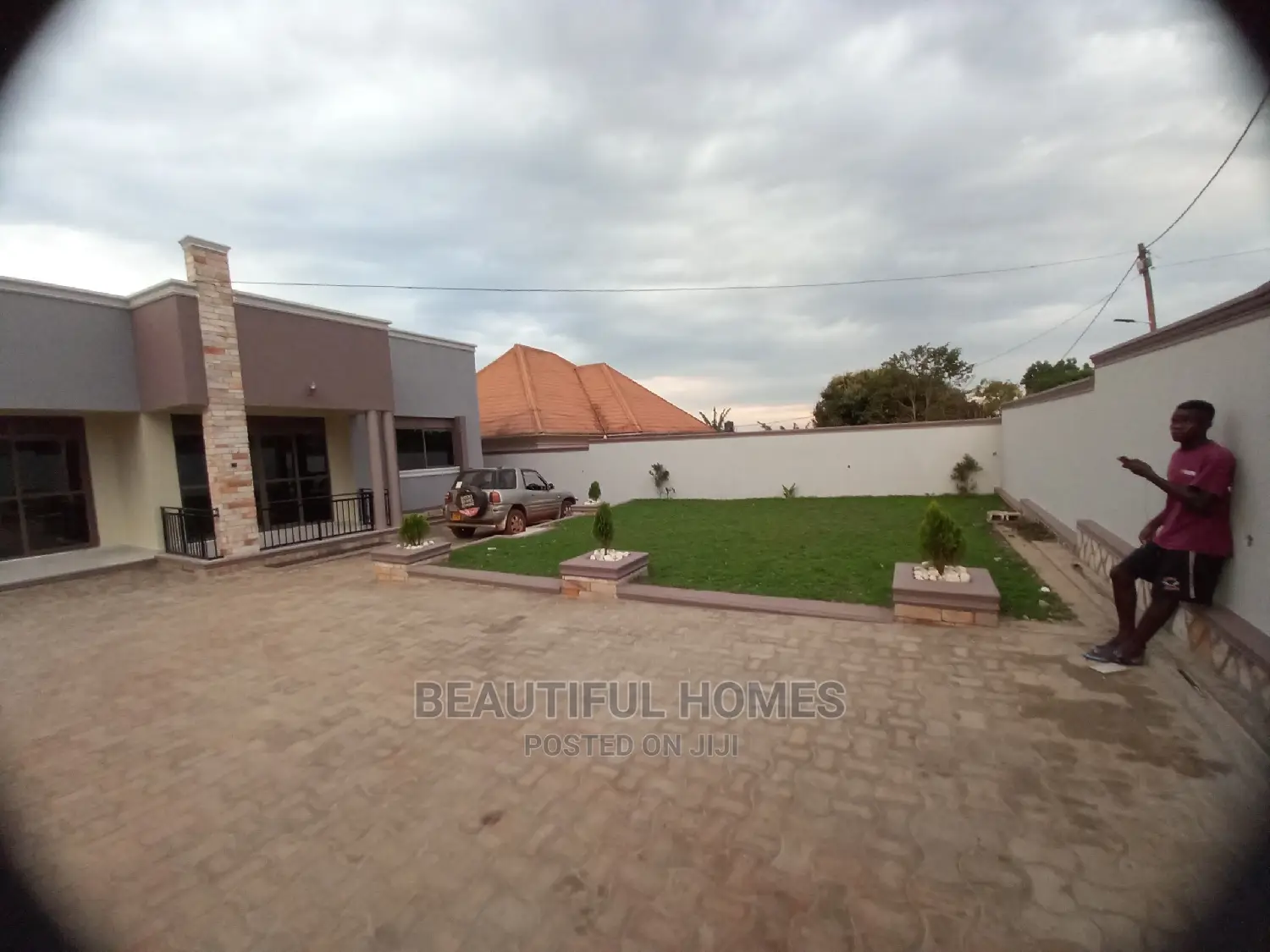 Furnished 4bdrm Maisonette in Kira, Central Division for Sale