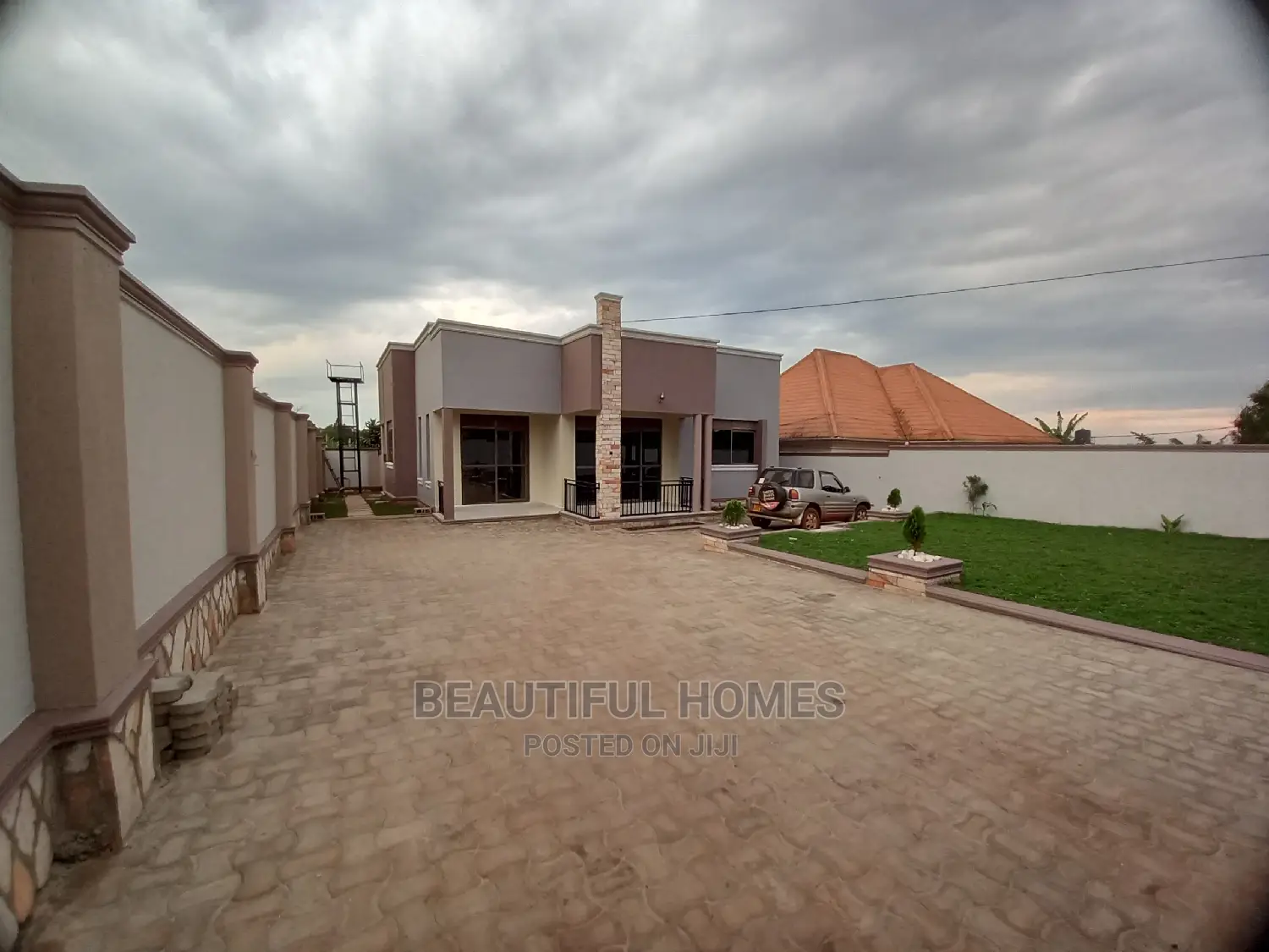 Furnished 4bdrm Maisonette in Kira, Central Division for Sale