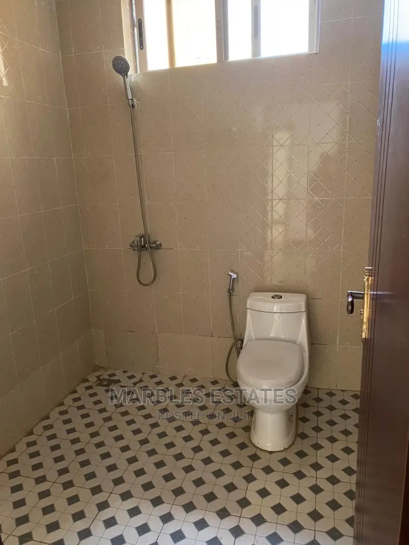 3bdrm Apartment in Central Division for Rent