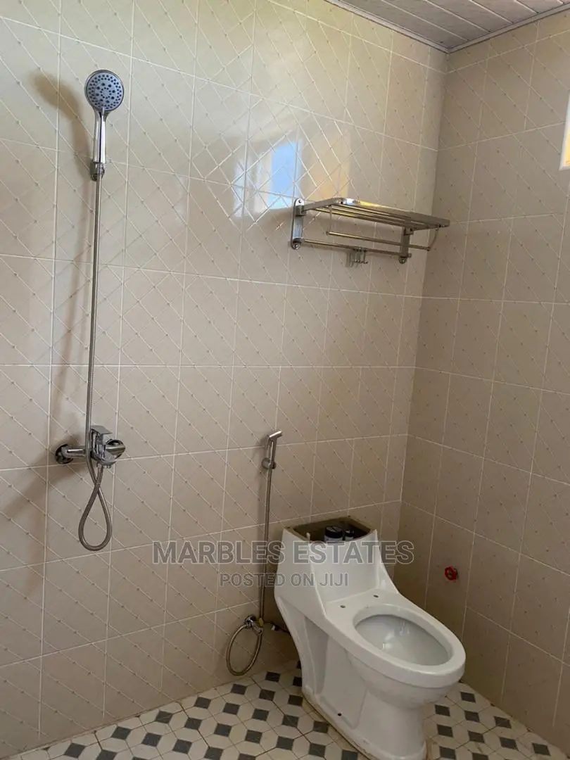 3bdrm Apartment in Central Division for Rent