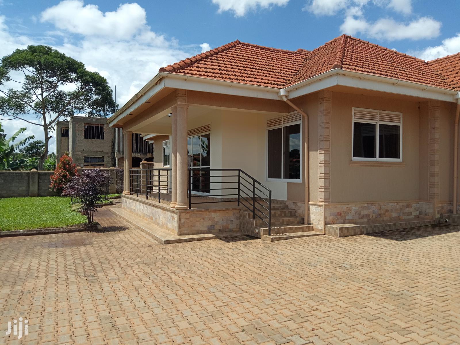 Najjera Posh Bungaloo For Sell in Kampala Houses & Apartments for