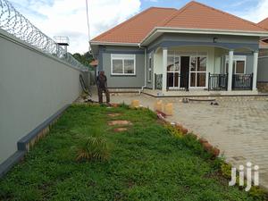 Namugongo Brand New House With a Big Compound for Sell
