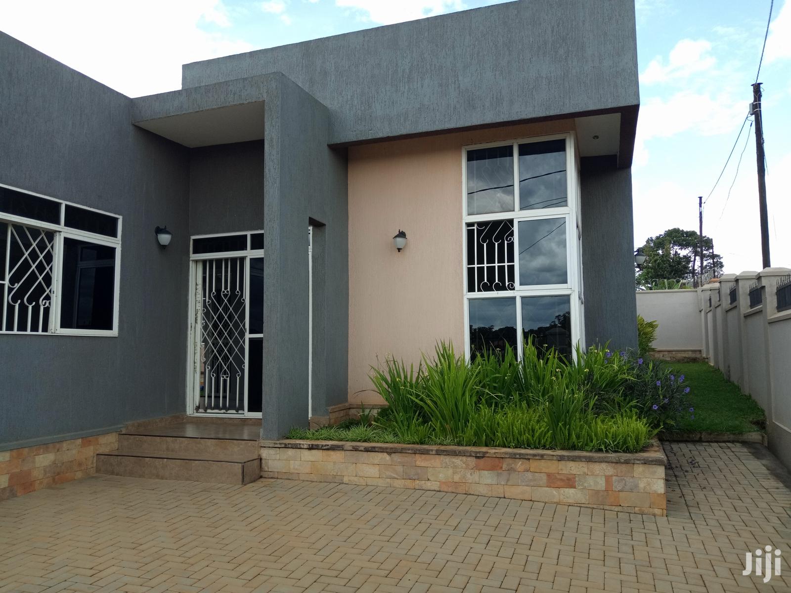 Kira Awesome House on Sell
