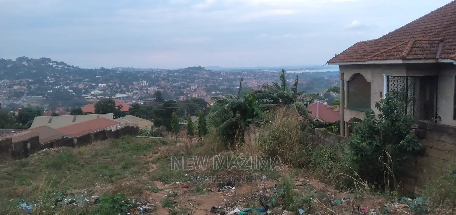 Very Prime Plot for Furnished Apartments Onsale in Makindye