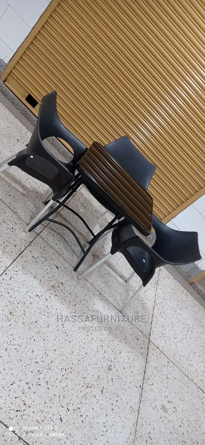 4seaters Restaurant Set at Afair Price