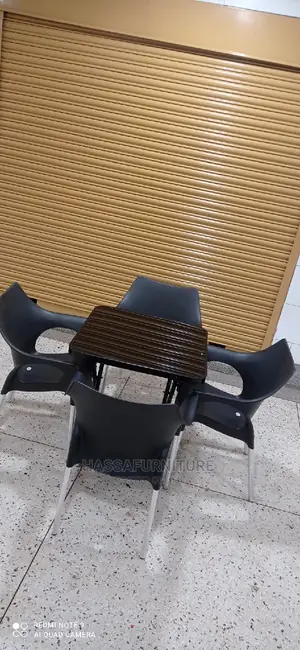 4seaters Restaurant Set at Afair Price