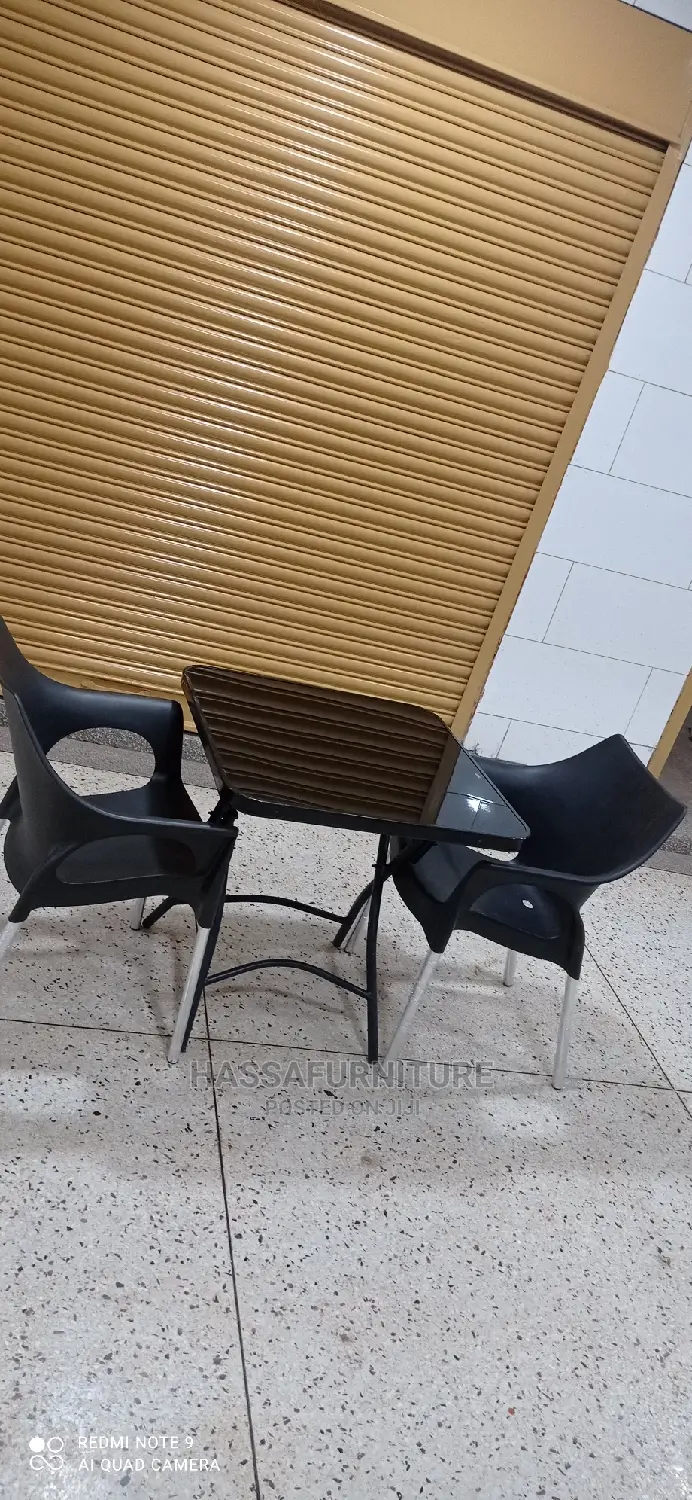 4seaters Restaurant Set at Afair Price