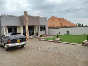 Furnished 4bdrm House in Kira for Sale