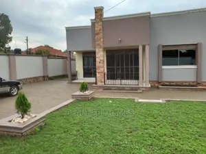 Furnished 4bdrm House in Kira for Sale