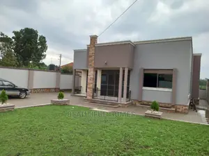 Furnished 4bdrm House in Kira for Sale