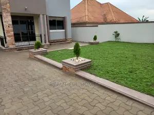 Furnished 4bdrm House in Kira for Sale