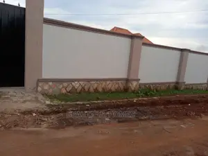 Furnished 4bdrm House in Kira for Sale