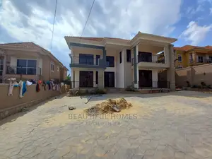 Furnished 6bdrm Mansion in Kira Corporate for Sale