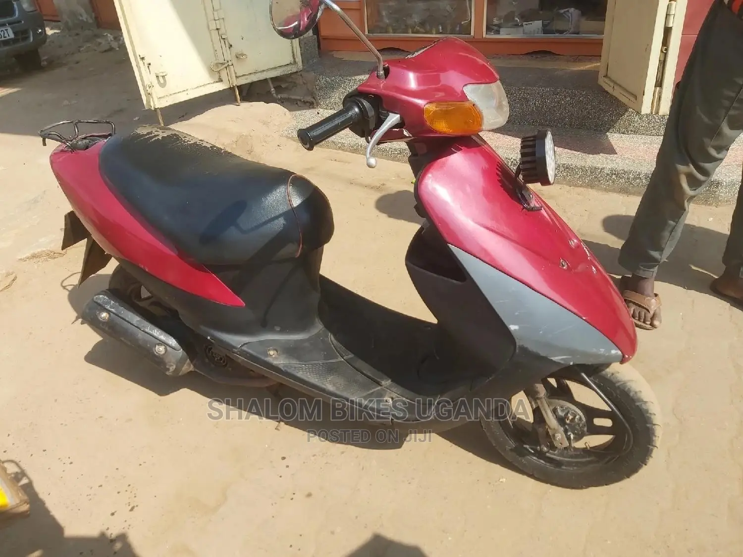 Honda Hornet 2016 Red