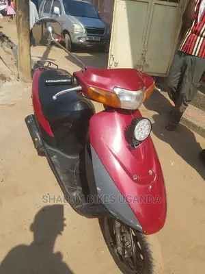 Honda Hornet 2016 Red
