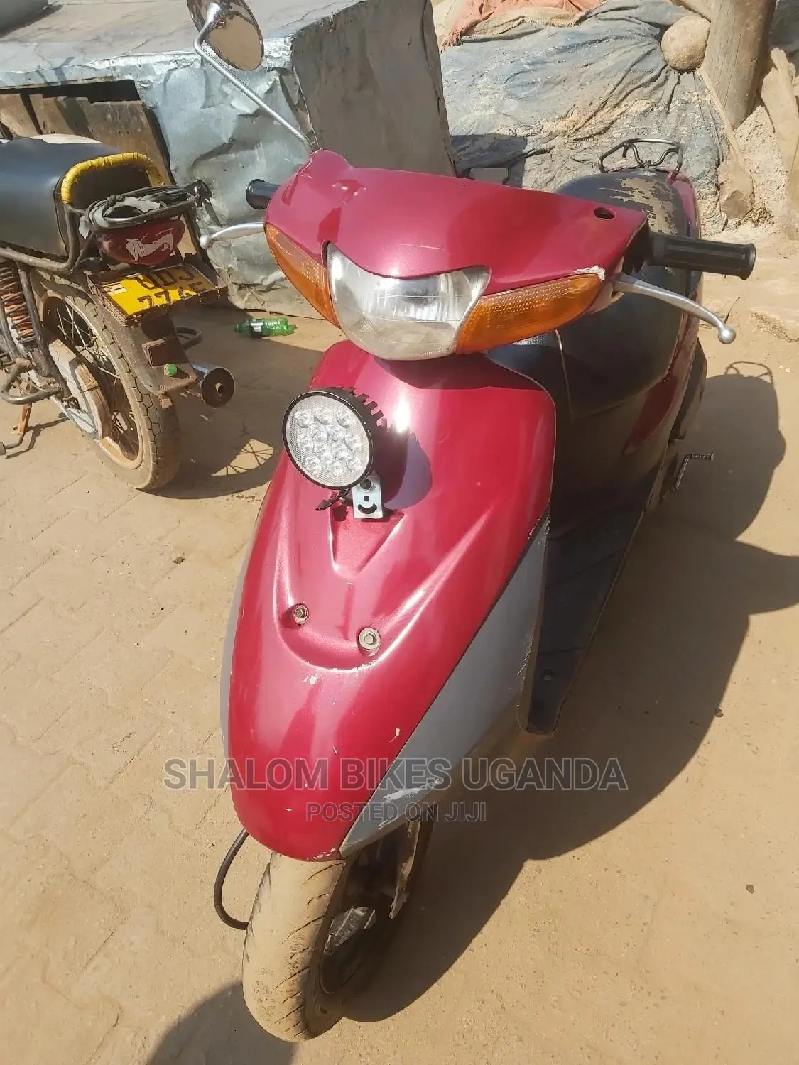 Honda Hornet 2016 Red