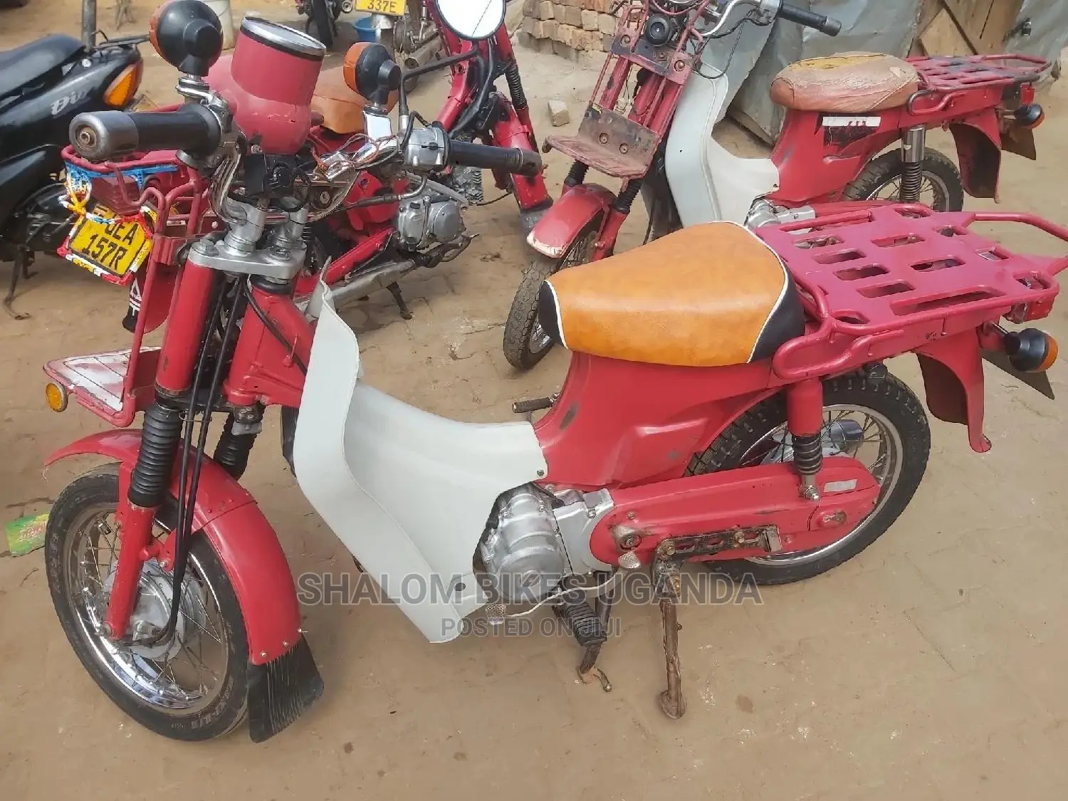 Suzuki Intruder 2016 Red