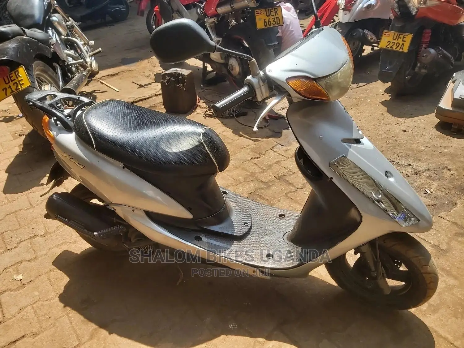 Honda RC51 2019 Gray