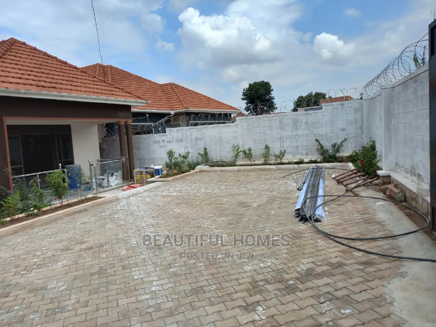 Furnished 4bdrm Bungalow in Kyanja Corporate, Central Division