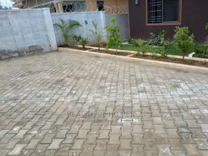 Furnished 4bdrm Bungalow in Kyanja Corporate, Central Division