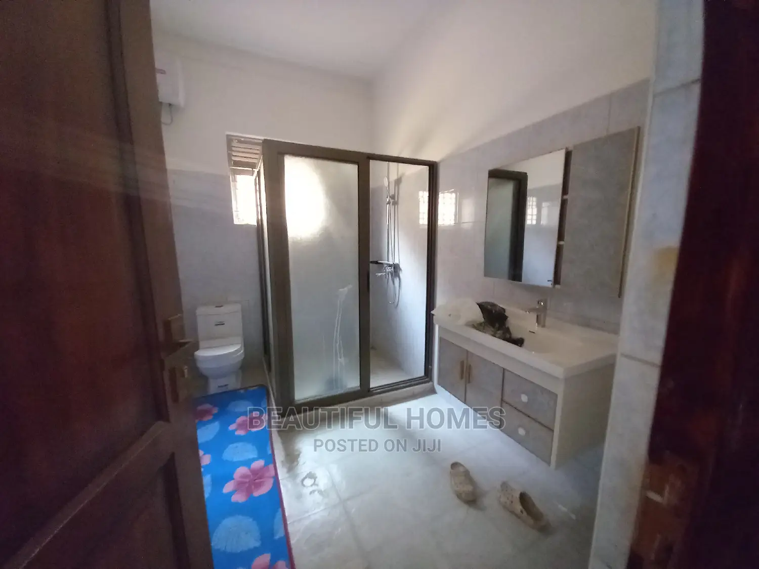 Furnished 4bdrm Bungalow in Kyanja, Central Division for Sale