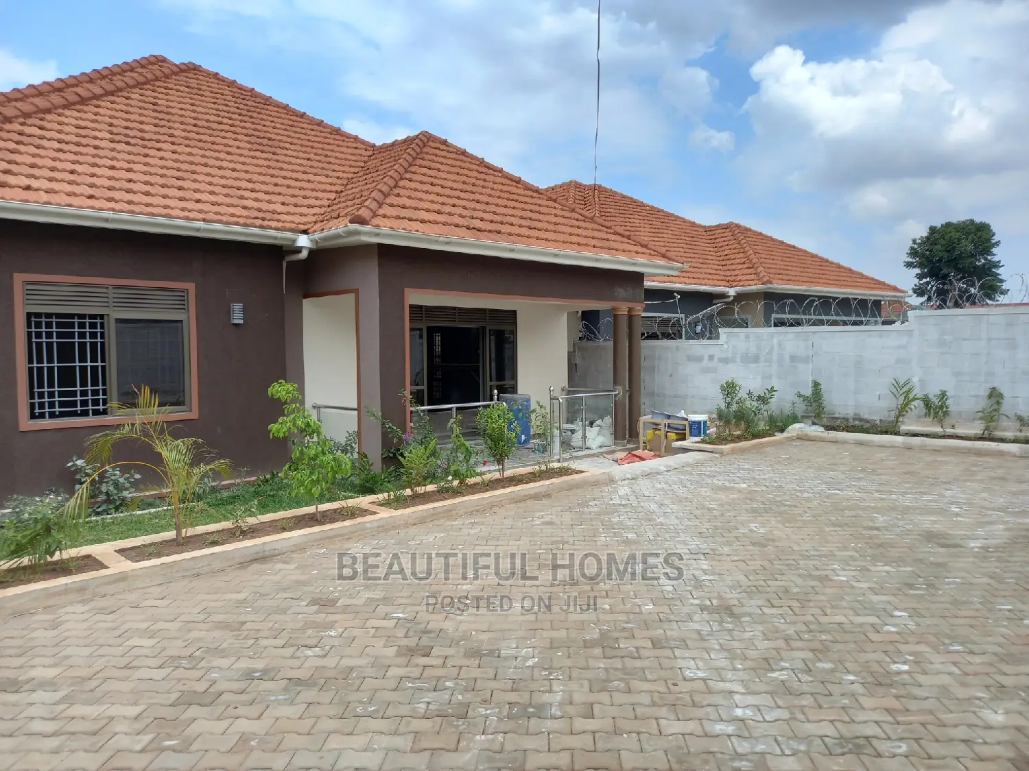 Furnished 4bdrm Bungalow in Kyanja, Central Division for Sale