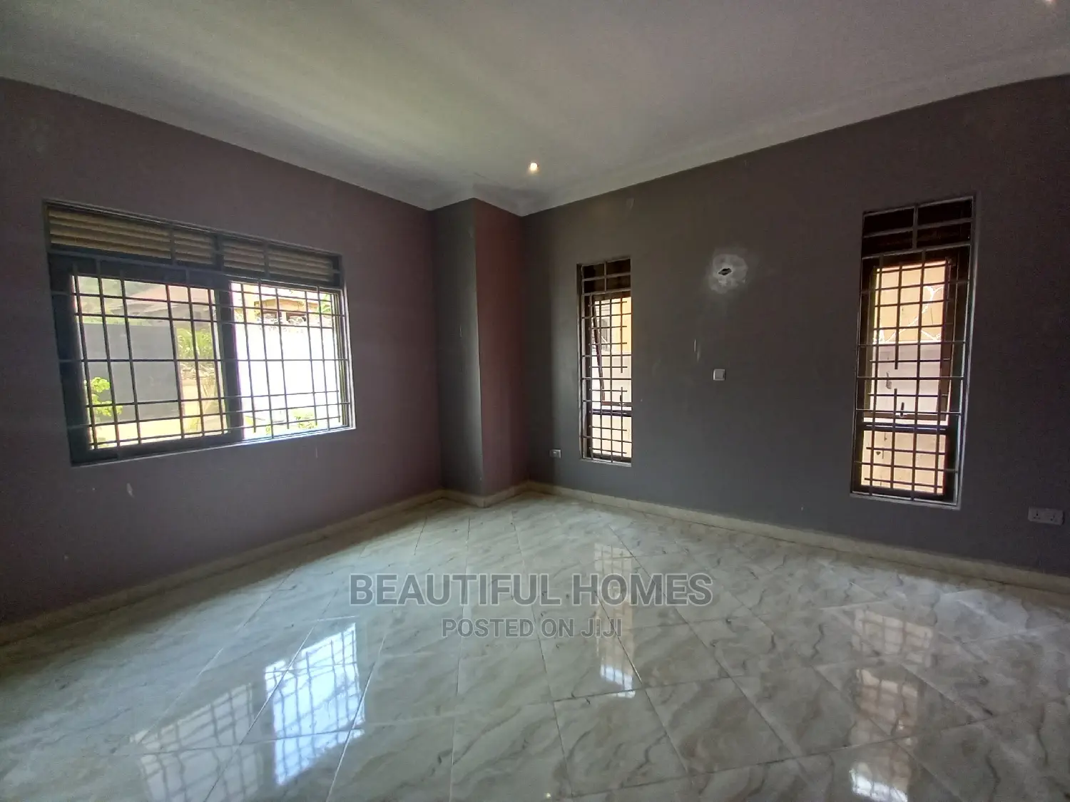 Furnished 4bdrm Bungalow in Kyanja, Central Division for Sale