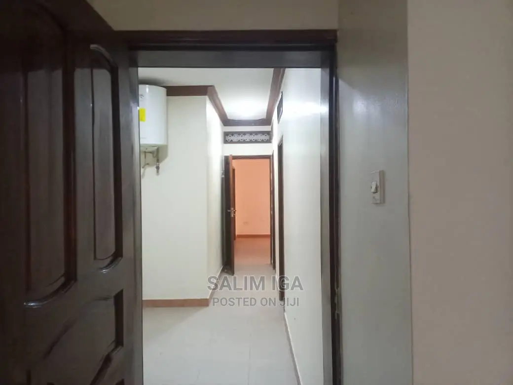 4bdrm Bungalow in Kololo Property, Central Division for Rent