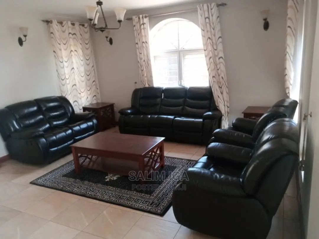 3bdrm Duplex in Kololo Property, Central Division for Rent