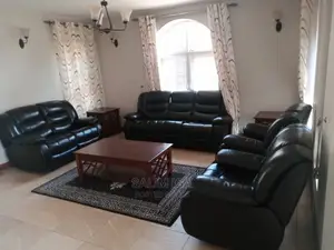 3bdrm Duplex in Kololo Property, Central Division for Rent