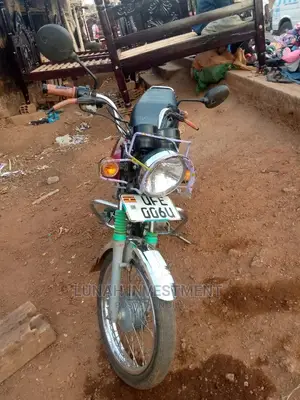 Bajaj Boxer 2021 Red