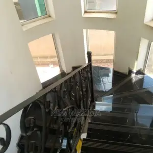 4bdrm House in Bunga Kawuku, Central Division for Sale