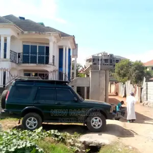 4bdrm House in Bunga Kawuku, Central Division for Sale