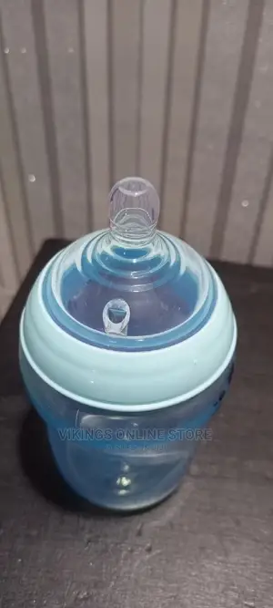 Original Tommee Tippee Anti -Colic Baby Feeding Bottle