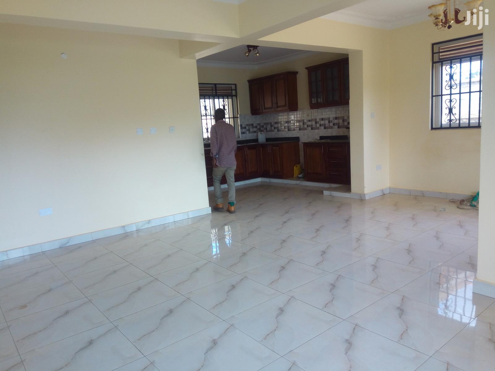 Kira Mamerito Road Beauty On Sell