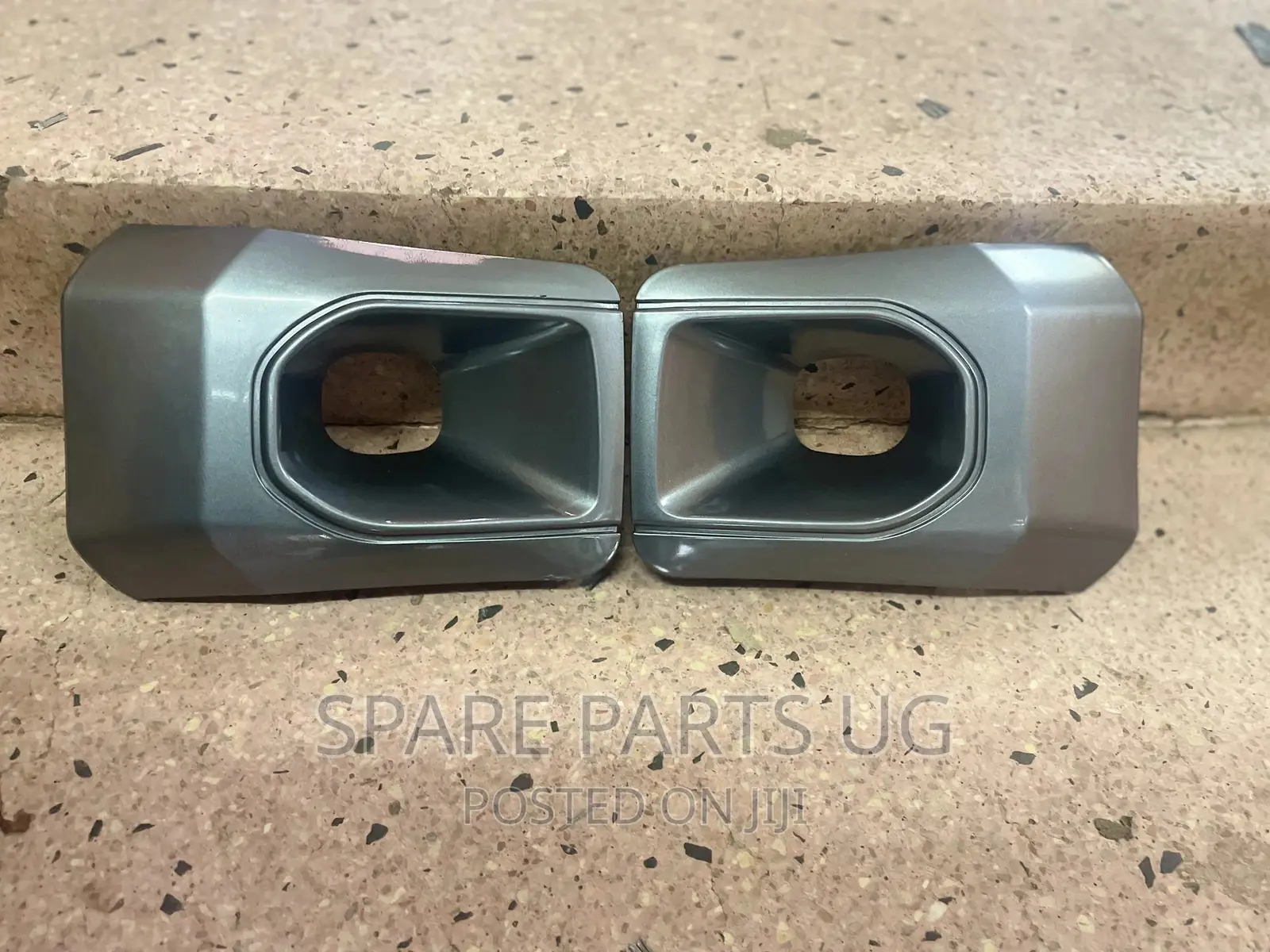 Hilux Rocco, Revo 2021 - 23 Foglamp / Spotlights Covers