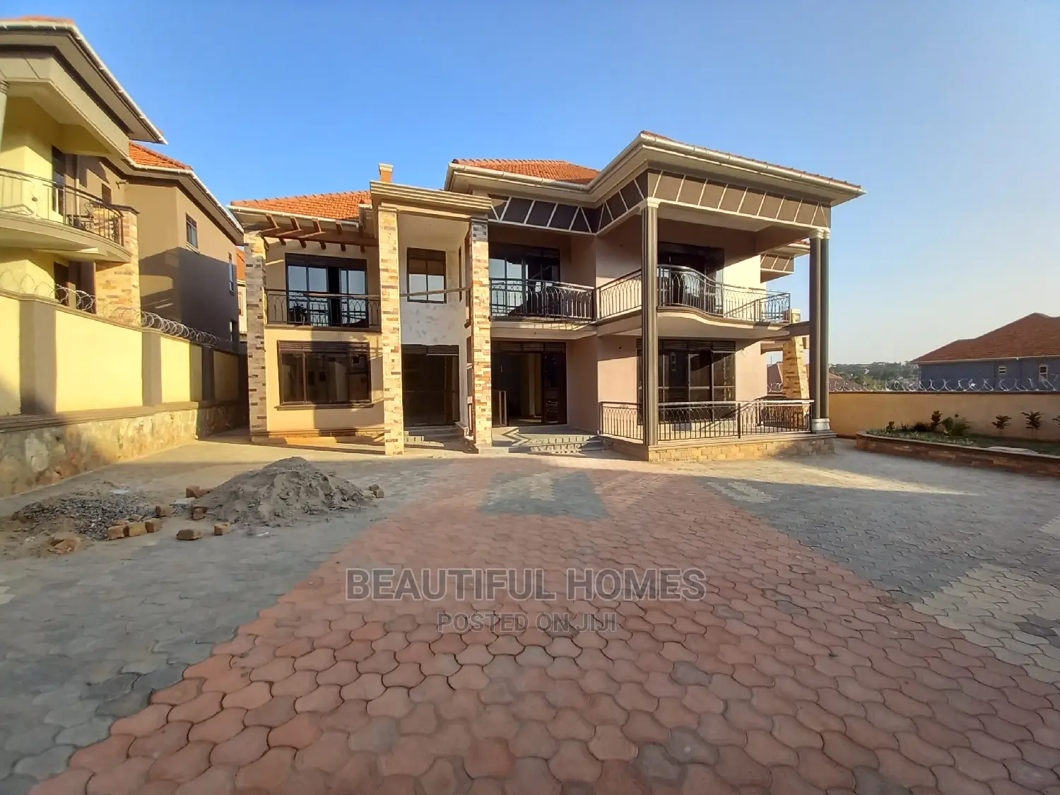 Furnished 6bdrm Mansion in Najjera, Central Division for Sale