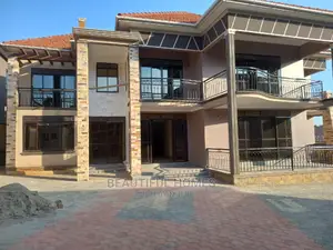 Furnished 6bdrm Mansion in Najjera Wealthy, Central Division for Sale