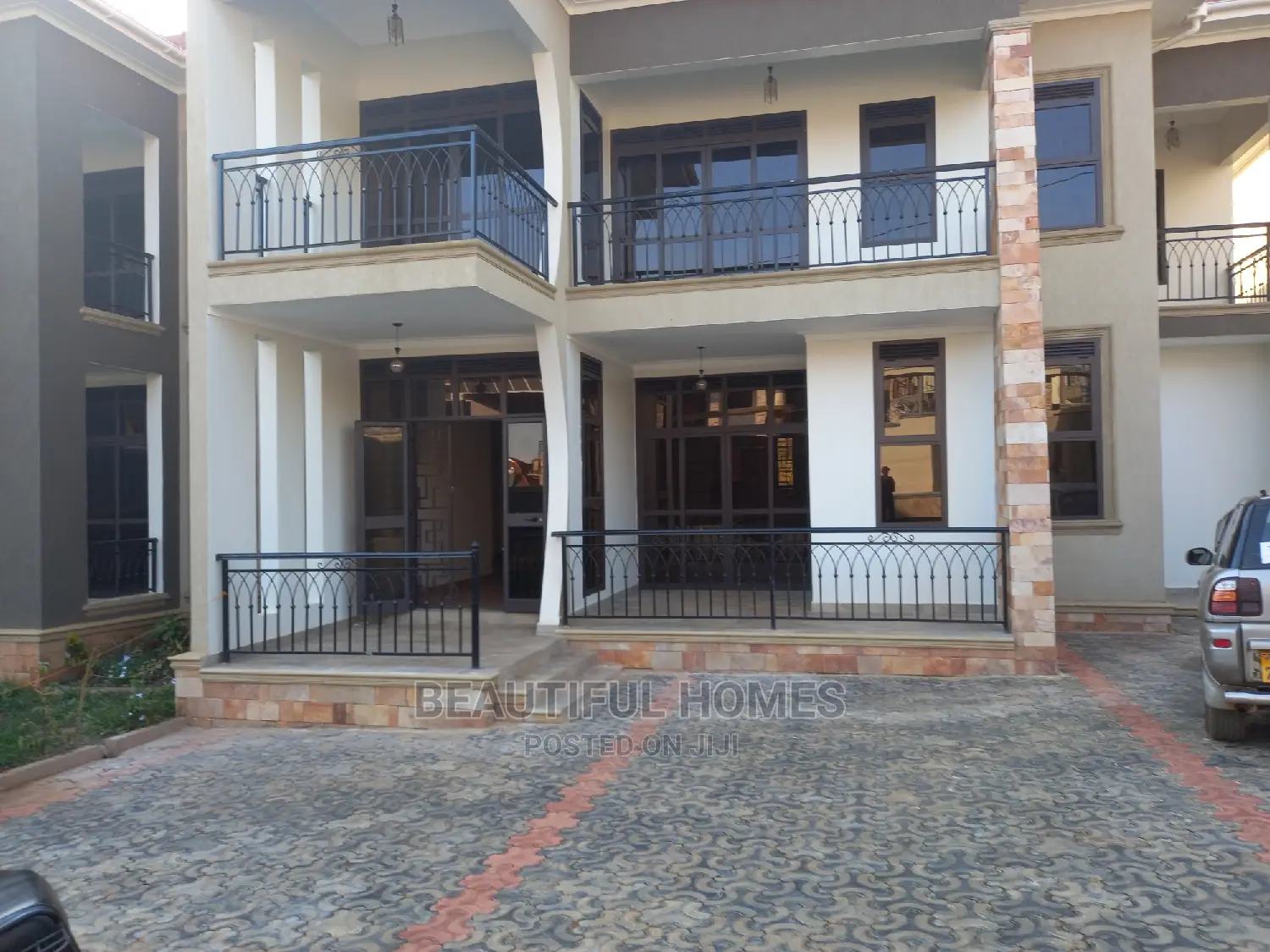 Furnished 6bdrm Mansion in Najjera, Central Division for Sale