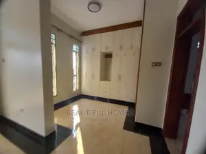 Furnished 6bdrm Mansion in Kira Grand for Sale
