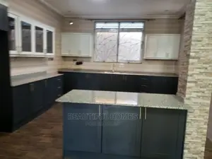 Furnished 6bdrm Mansion in Kira Grand for Sale