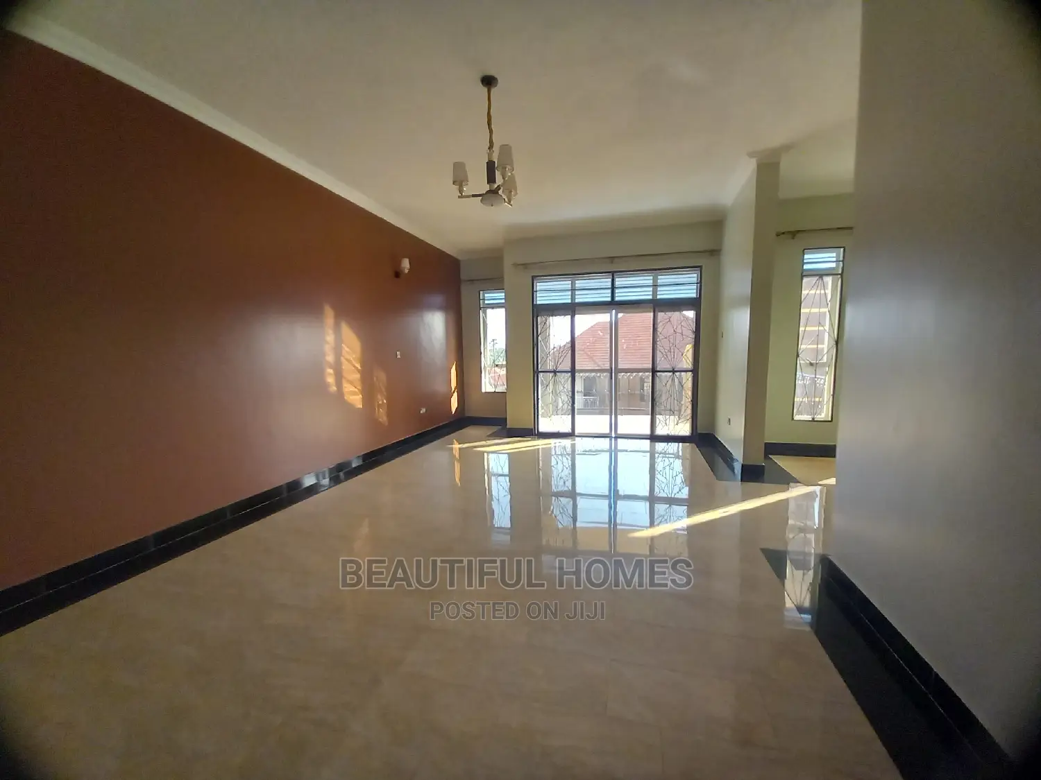 Furnished 6bdrm Mansion in Kira Grand for Sale