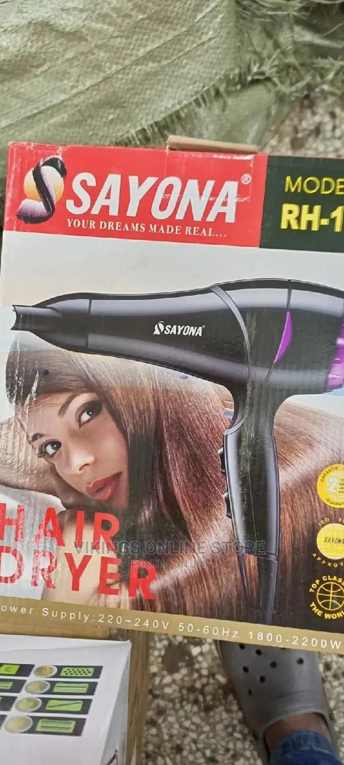 Sayona Professional Hair Dryer.