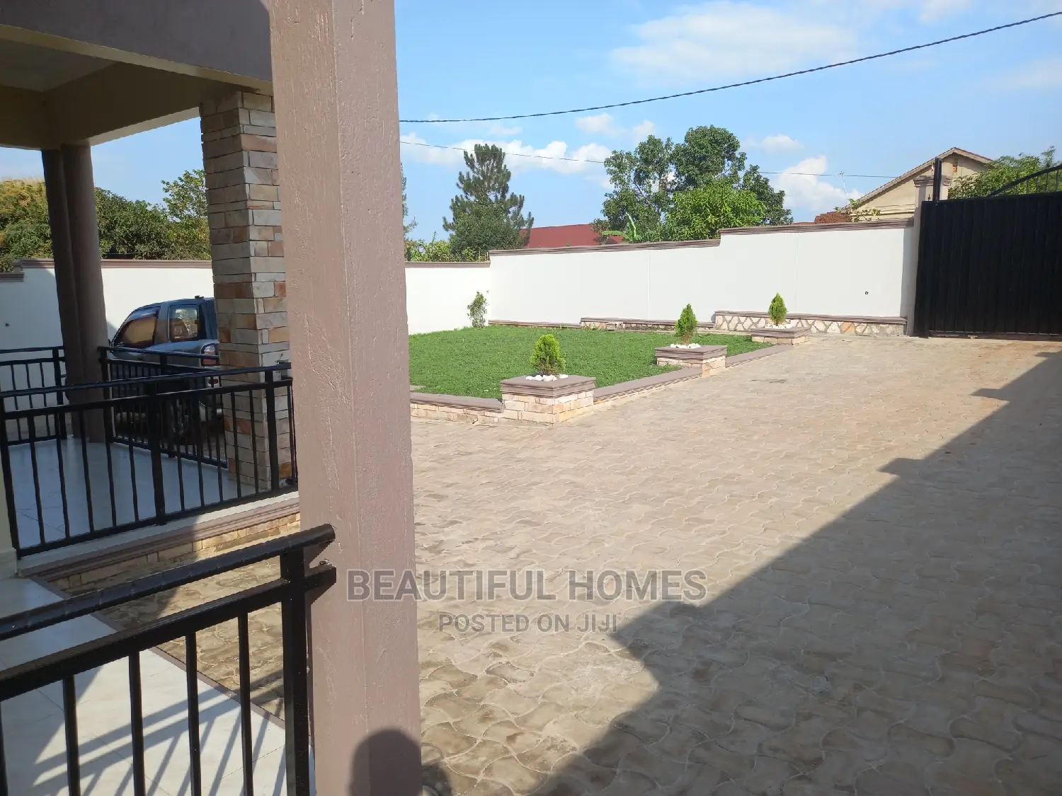 Furnished 4bdrm House in Kira, Central Division for Sale