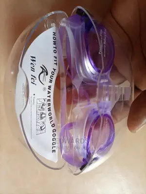 Purple Swimming Goggles 2