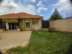 Furnished 4bdrm House in Kira Corporate for Sale